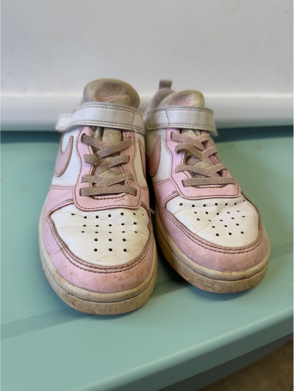 Nike Kids' Pink and White Sneakers Size 1Y